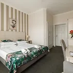 Hotel Amalia - noclegi i restauracja