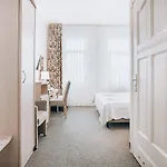 Amalia - noclegi i restauracja Hotel Kudowa-Zdrój