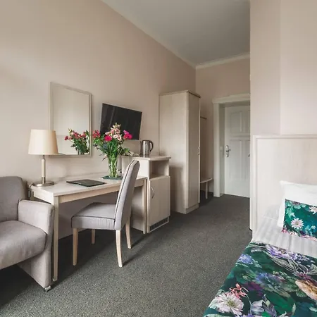 Amalia Hotel 3*