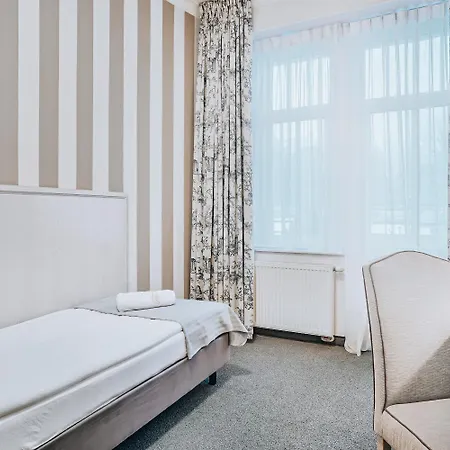Amalia - I Restauracja Hotel 3*