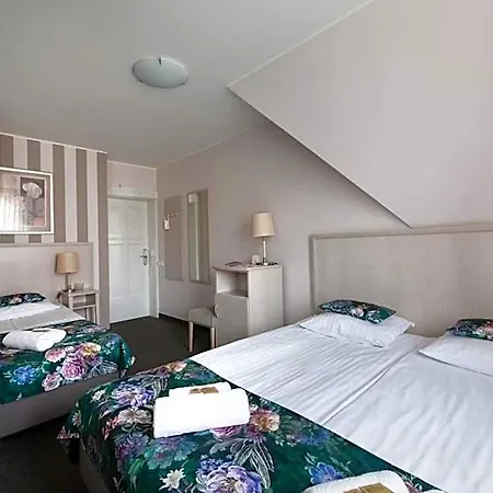 Szálloda Amalia - I Restauracja Kudowa-Zdrój