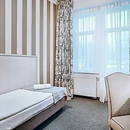 Amalia - I Restauracja Szálloda 3*